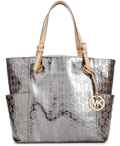 michael kors jet set east west silver-tone tote|Michael Kors jet set girls.